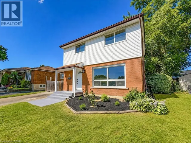 14 KIRKLAND Avenue, Hamilton, Ontario L8V3V9