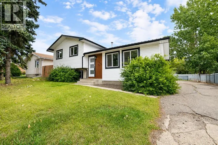 11809 97 Street, Grande Prairie, Alberta T8V3R4