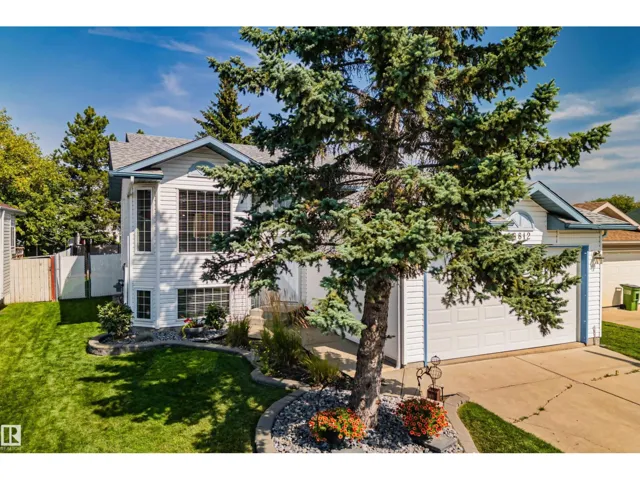 18812 89 AV NW, Edmonton, Alberta T5T5Z8
