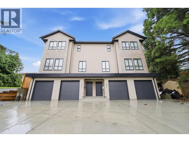 4 6070 ELGIN AVENUE, Burnaby, British Columbia V5H3S4