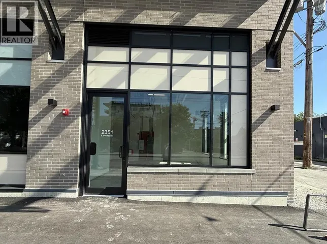2351 E BROADWAY STREET, Vancouver, British Columbia V5N1X2