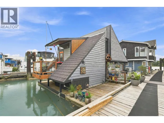 8 23000 DYKE ROAD, Richmond, British Columbia V6V2H3