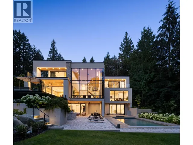 450 MACBETH CRESCENT, West Vancouver, British Columbia V7T1V7