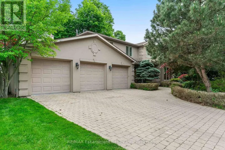 2372 CARRINGTON PLACE, Oakville (FD Ford), Ontario L6J5P4