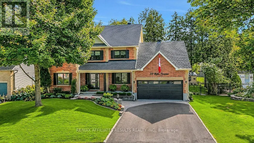 39 KYLE AVENUE, Ottawa, Ontario K2S1G9
