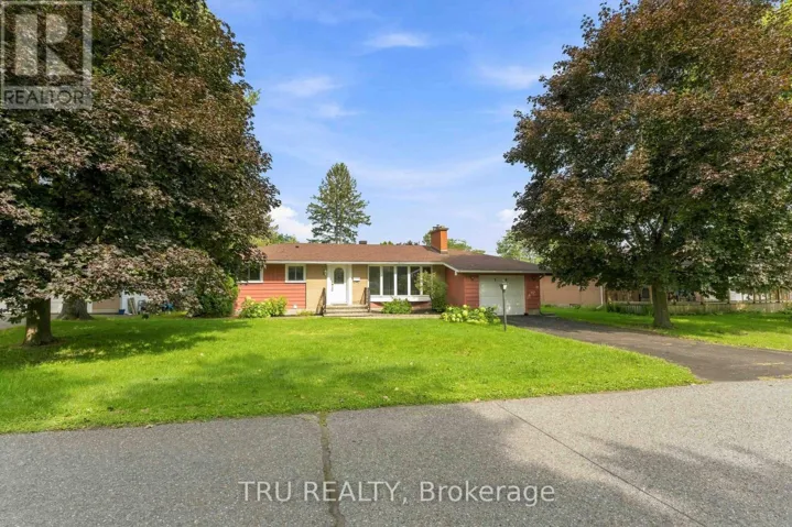 19 ELLERY CRESCENT, Ottawa, Ontario K2H6M5