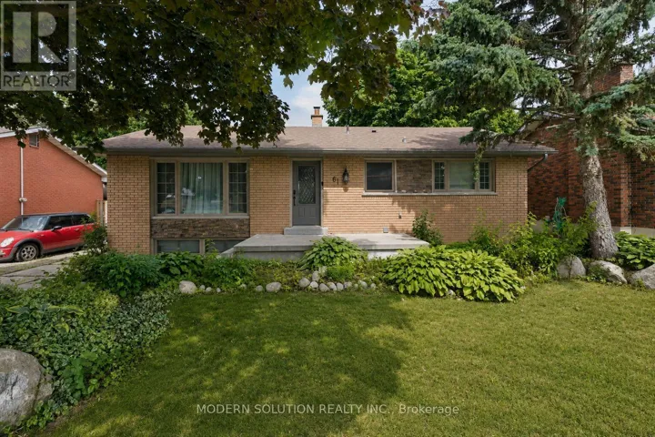 61 GODFREY DRIVE, London East (East D), Ontario N5V2E8