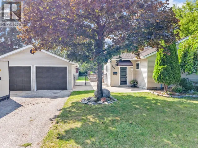 209 ST. ANDREWS, Lakeshore, Ontario N8N3L4