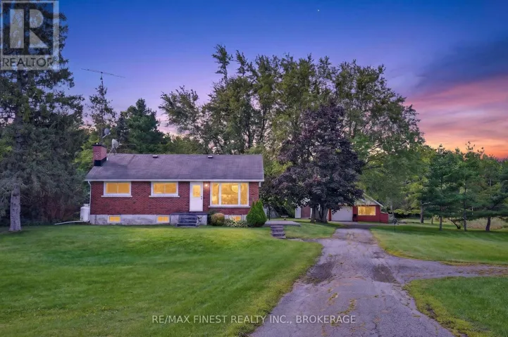 513 COUNTY ROAD 2, Front of Leeds & Seeleys Bay, Ontario K7G2V4