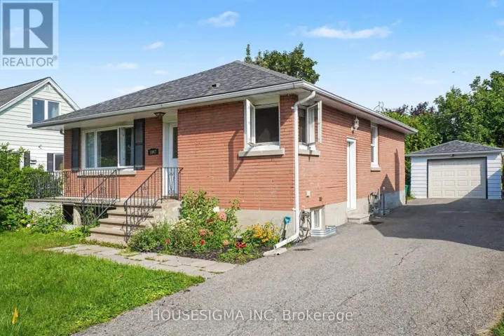 1047 RICHARD AVENUE, Ottawa, Ontario K1H8C3