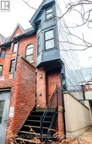 54 1/2 ST PATRICK STREET, Toronto (Kensington-Chinatown), Ontario M5T1V1