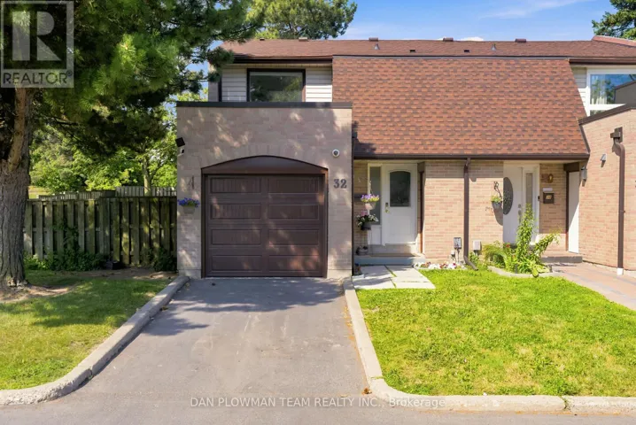 32 - 11 LIVONIA PLACE, Toronto (Morningside), Ontario M1E4W5