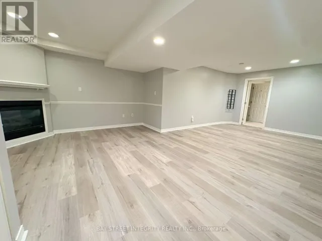 414 RIVER GLEN BOULEVARD, Oakville (RO River Oaks), Ontario L6H5X5