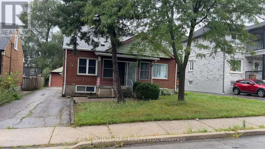 10 ADELE AVENUE, Toronto (Downsview-Roding-CFB), Ontario M3L1J1