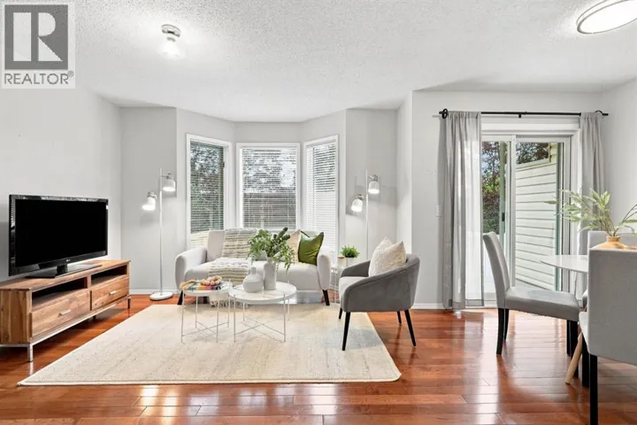 506 Hawkstone Manor NW, Calgary, Alberta T3G3X2