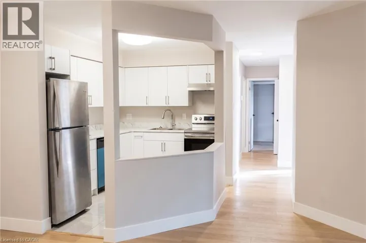 3085 KINGSWAY Drive Unit# 16, Kitchener, Ontario N2C2P1