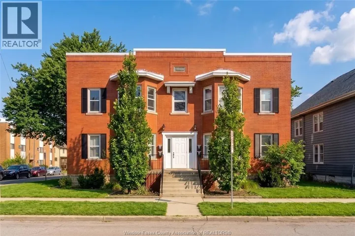 485 LOUIS AVENUE, Windsor, Ontario N9A1W5