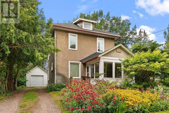 348 ESTHER STREET, Pembroke, Ontario K8A3C8