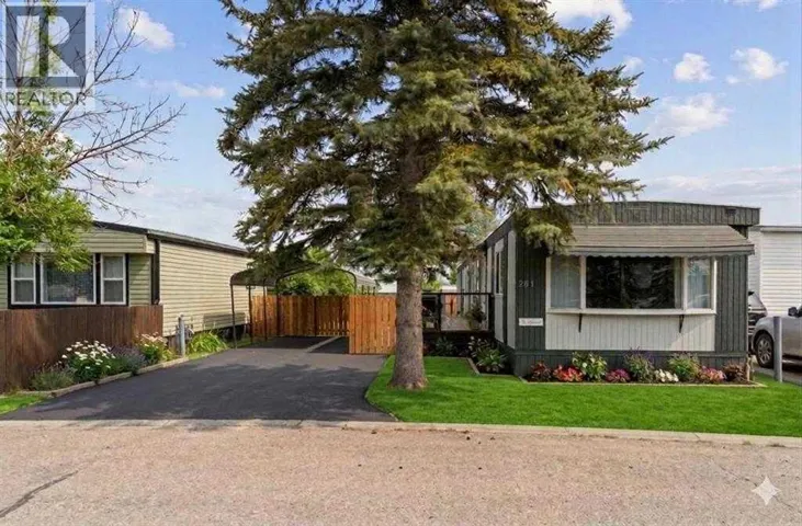 281, 6220 17 Avenue SE, Calgary, Alberta T2A0W6