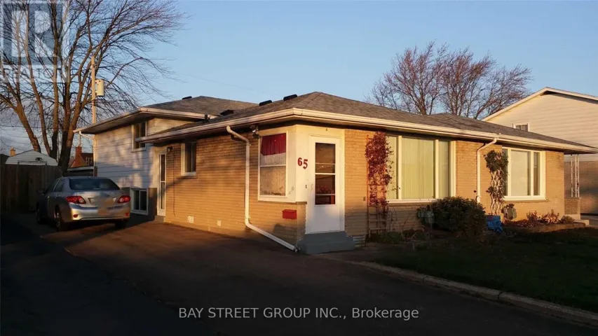 65 SAINT ANDREWS AVENUE, Welland (Lincoln/Crowland), Ontario L3B1E3