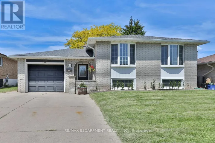 11 LYNWOOD DRIVE, Hamilton (Stoney Creek), Ontario L8E3E7