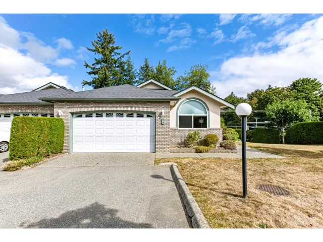 28 32777 CHILCOTIN DRIVE, Abbotsford, British Columbia V2T5W4