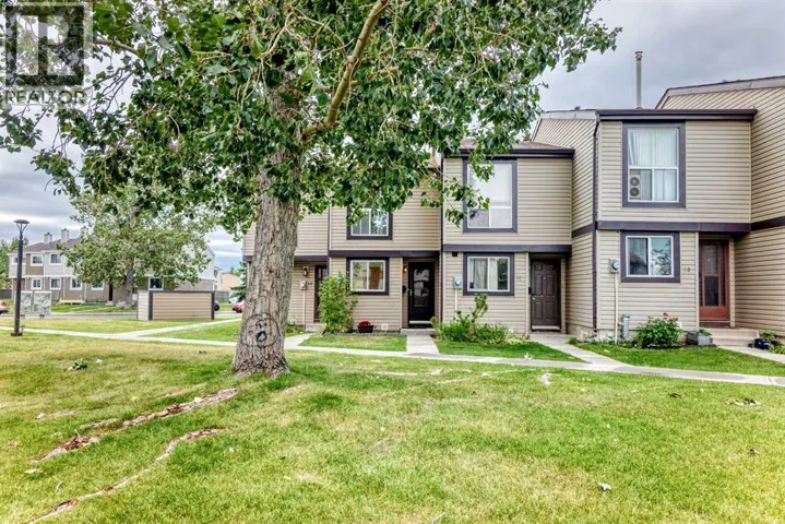 11, 3029 Rundleson Road NE, Calgary, Alberta T1Y3Z5