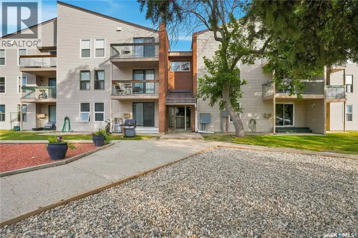 301 34 Nollet AVENUE, Regina, Saskatchewan S4T7P9
