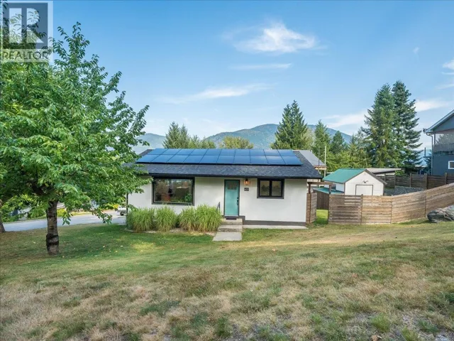603 DELBRUCK Street, Nelson, British Columbia V1L5L8