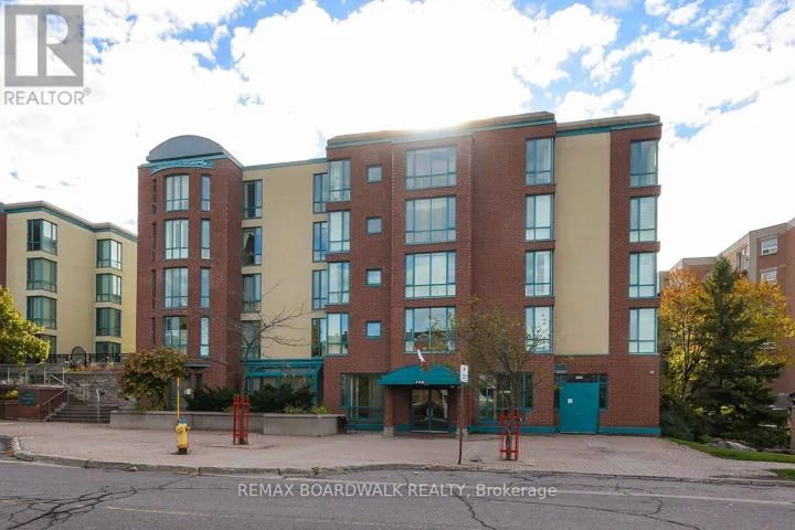 206 - 330 CENTRUM BOULEVARD, Ottawa, Ontario K1E3W2