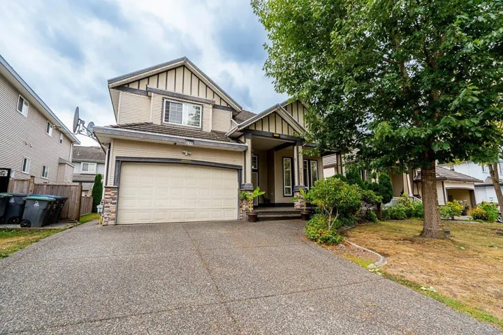 7833 147A STREET, Surrey, British Columbia V3S2T8