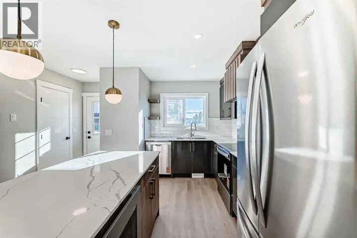 903 Clover Road, Carstairs, Alberta T0M0N0