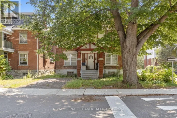 101 GROSVENOR AVENUE, Ottawa, Ontario K1S4S8