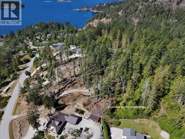 4547 FLAGSHIP ROAD, Garden Bay, British Columbia V0N1S1