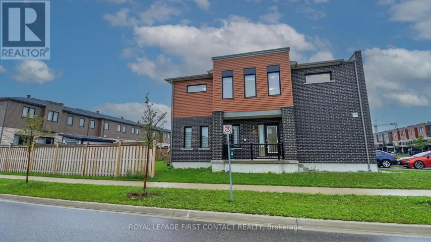 92 FAIRLANE AVENUE, Barrie (Painswick South), Ontario L9J0M9