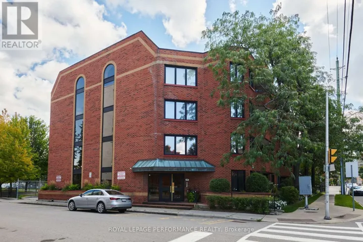 201 - 317 METCALFE STREET, Ottawa, Ontario K2P1S3