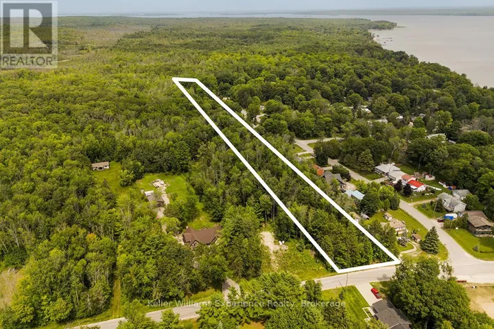 264 PEEK-A-BOO TRAIL, Tiny, Ontario L9M0B3