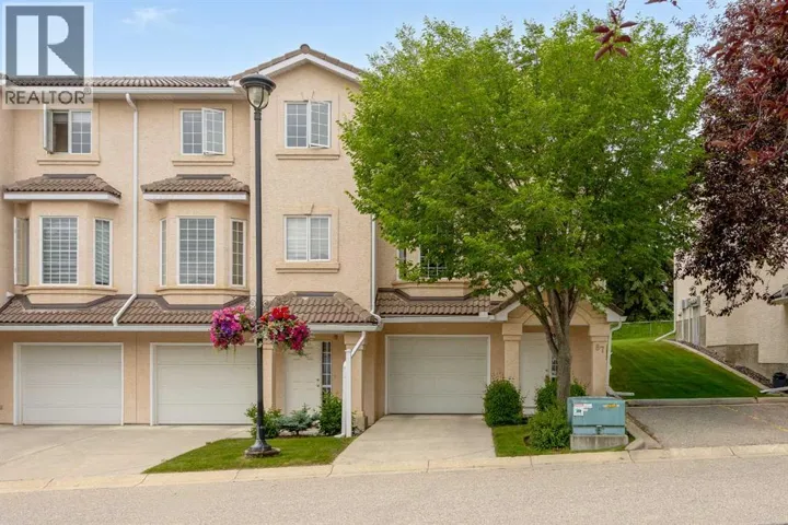 87 Hamptons Link NW, Calgary, Alberta T3A5V9