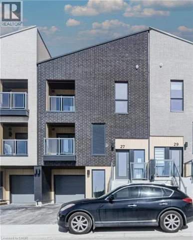 27 URBANE Boulevard, Kitchener, Ontario N2E0H8