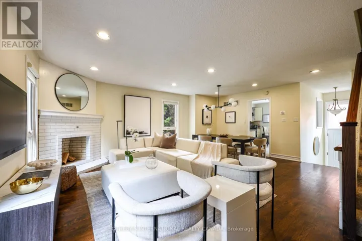 70 SYLVAN VALLEY WAY, Toronto (Bedford Park-Nortown), Ontario M5M4M3
