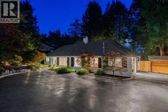 4740 RUTLAND ROAD, West Vancouver, British Columbia V7W1G7