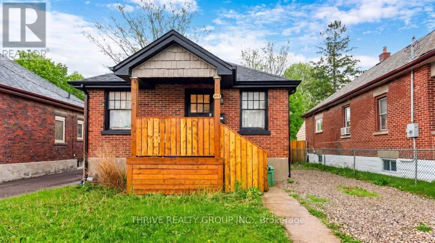 494 HIGHBURY AVENUE N, London East (East N), Ontario N5W4K4
