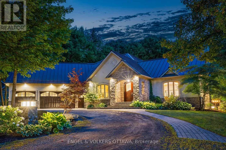 6 MARCHVALE DRIVE, Ottawa, Ontario K2W1C2