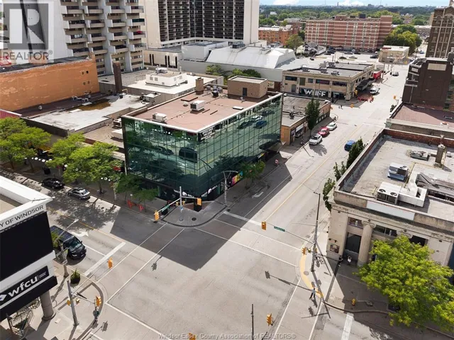 301 OUELLETTE, Windsor, Ontario N9A4J4