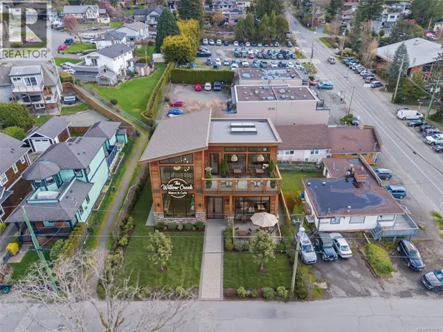 7221 Peden Lane, Central Saanich, British Columbia V8M1C5