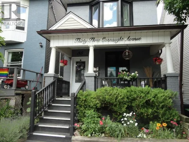SUITE 2 - 33 CONNAUGHT AVENUE, Toronto (Greenwood-Coxwell), Ontario M4L2V8