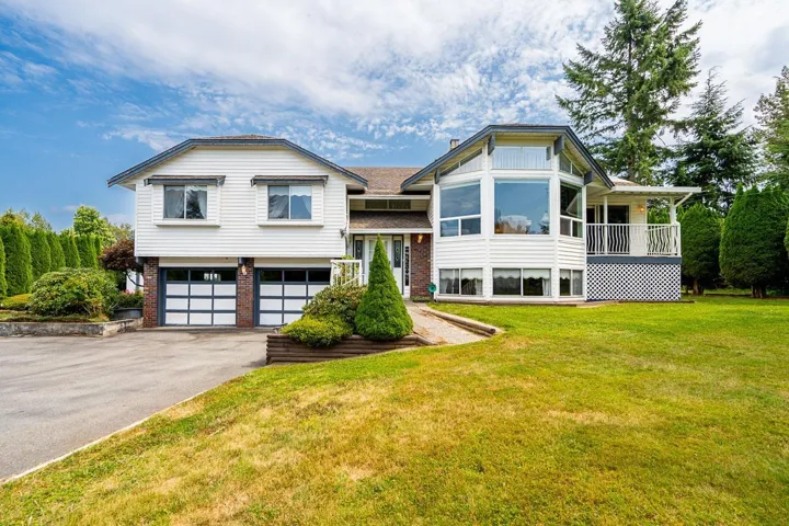 8690 GOUNDREY STREET, Mission, British Columbia V2V6Y5