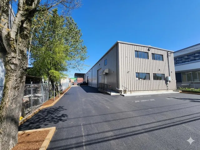 13087 116 AVENUE, Surrey, British Columbia V3R2S8