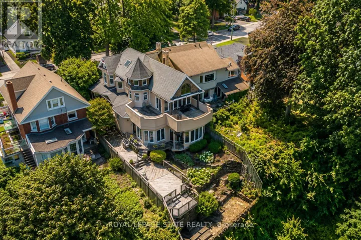 91 MOUNTAIN PARK AVENUE, Hamilton (Inch Park), Ontario L9A1A1