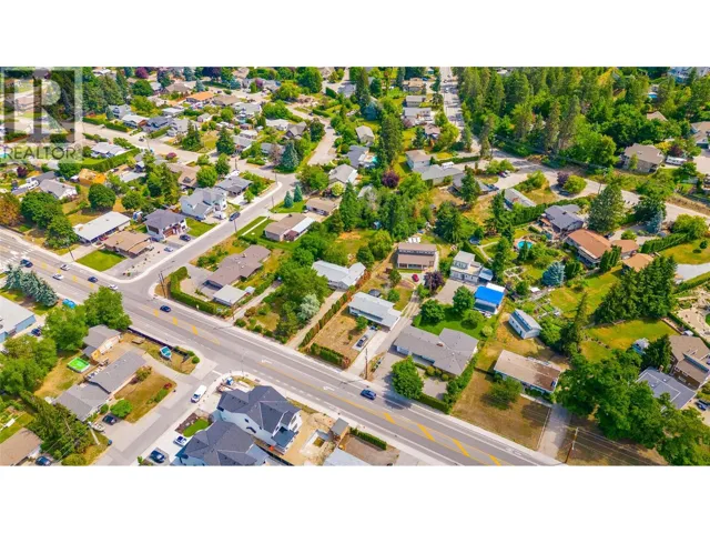 4373 Gordon Drive, Kelowna, British Columbia V1W1S7
